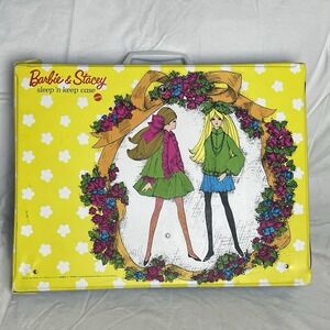 Vintage 1969 Barbie And Stacy Sleep N Keep Case‎